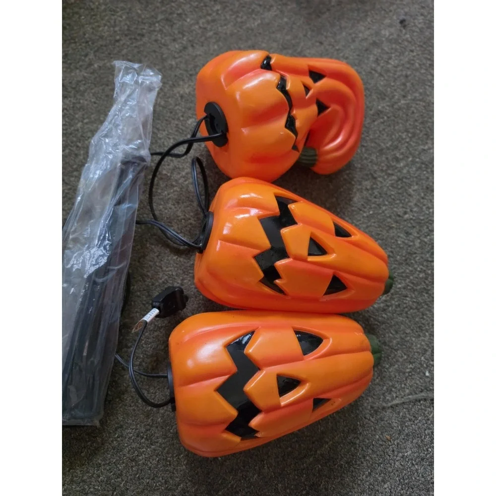Nos Vtg PUMPKIN LIGHT-UP LAWN STAKE set Halloween Yard Decoration Outdoor Path